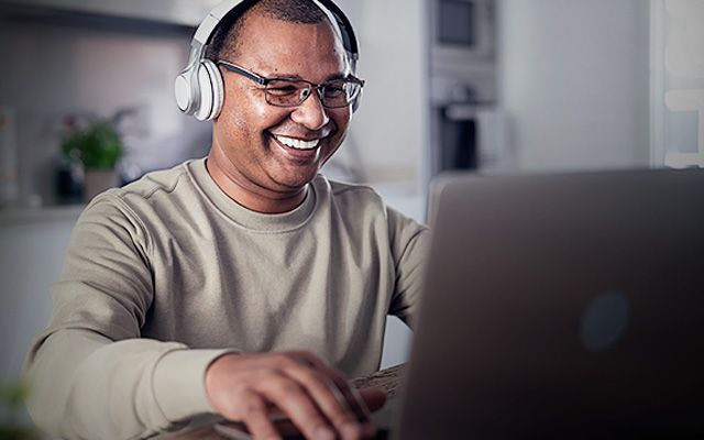 Cerca de meio milhão de brasileiros tendem a comprar na internet